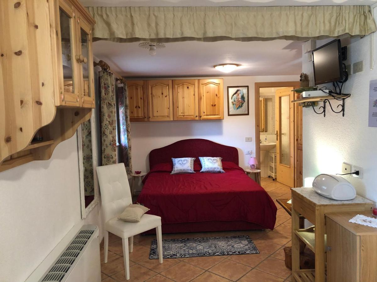 Ferienwohnung Mes Lastei Campitello di Fassa Exterior foto