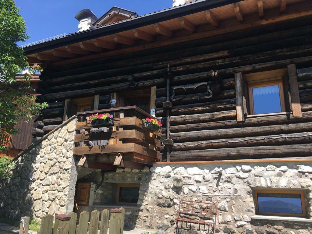 Ferienwohnung Mes Lastei Campitello di Fassa Exterior foto